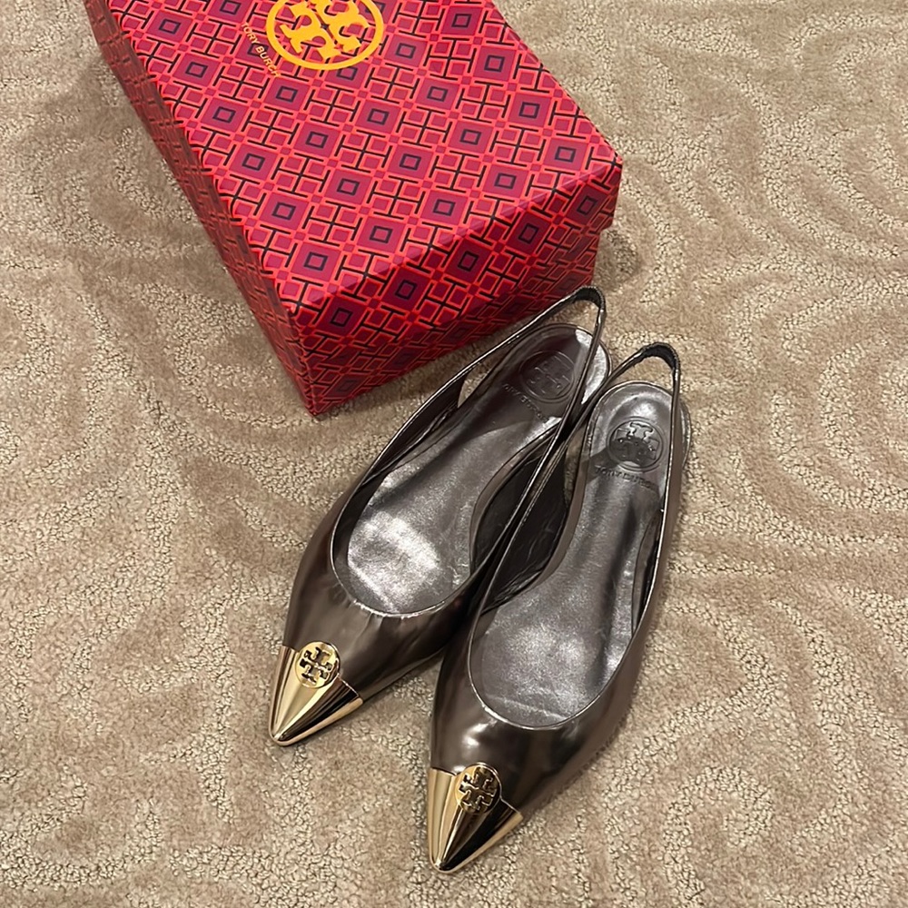 Tory Burch flats
